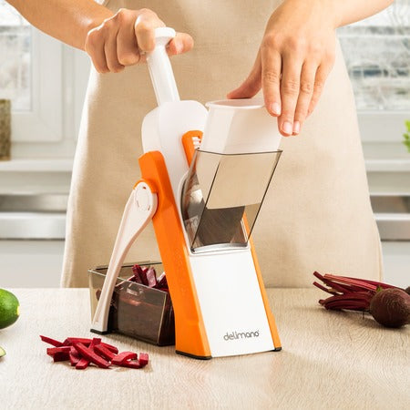 4 In 1 Vegetable Cutter in Fine Quality Material